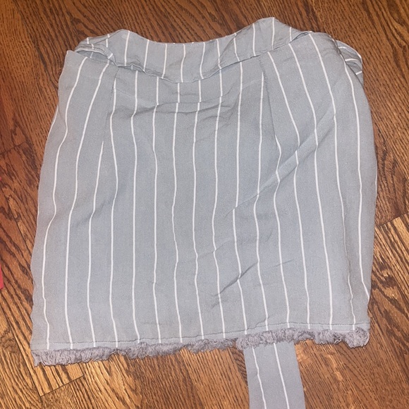 TOBI wrapped striped mini skirt - Picture 2 of 3